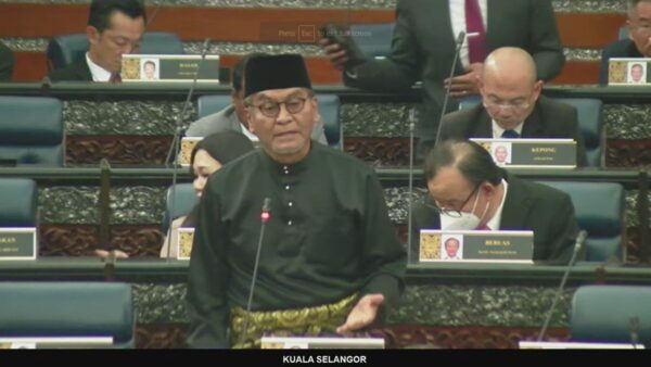 Govt urged to implement fixed-term parliament system