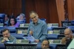 Pegawai perubatan wajib pilih penempatan Sabah, Sarawak bagi seimbangkan agihan tenaga kesihatan – KKM
