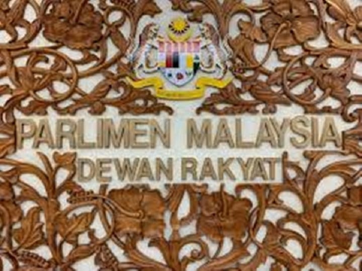 Penyeludupan daging khinzir, status Lebuh Raya Pan Borneo antara tumpuan Dewan Rakyat hari ini